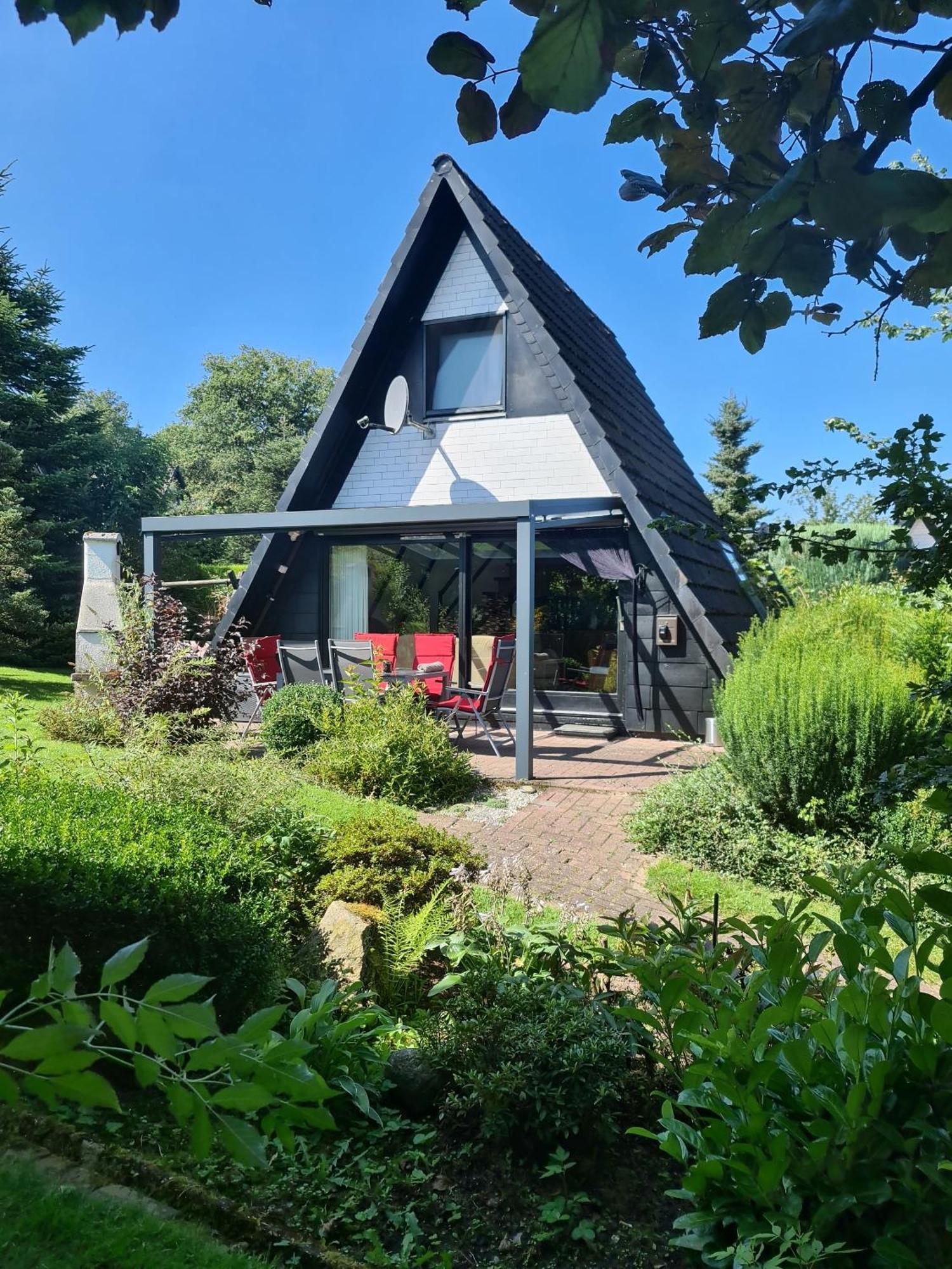Haus Rosengarten Mit Sauna Bad Wünnenberg Exterior foto